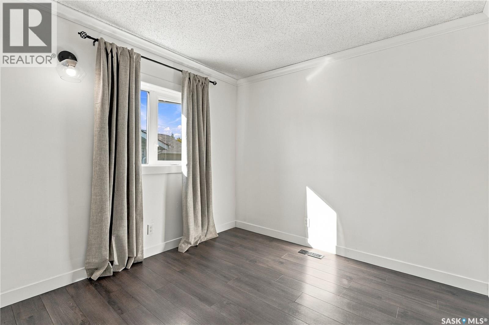 345 Clark AVENUE, Asquith — photo 27