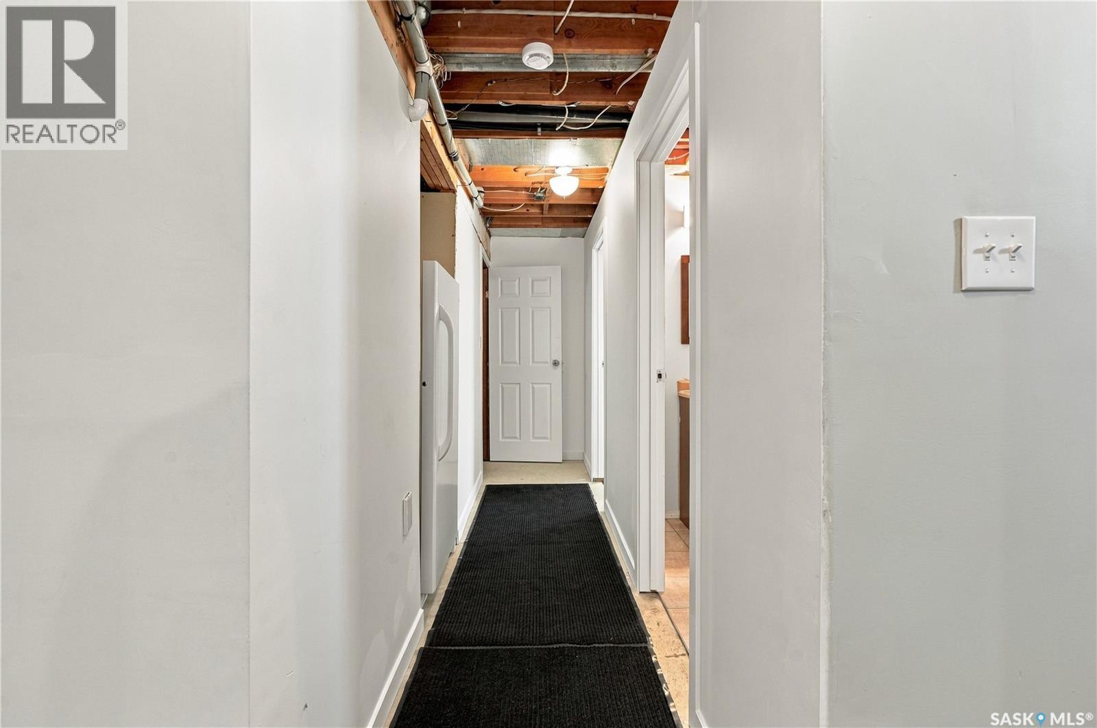 345 Clark AVENUE - 39