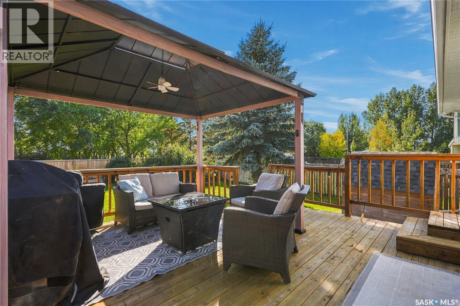 345 Clark AVENUE - Image 46