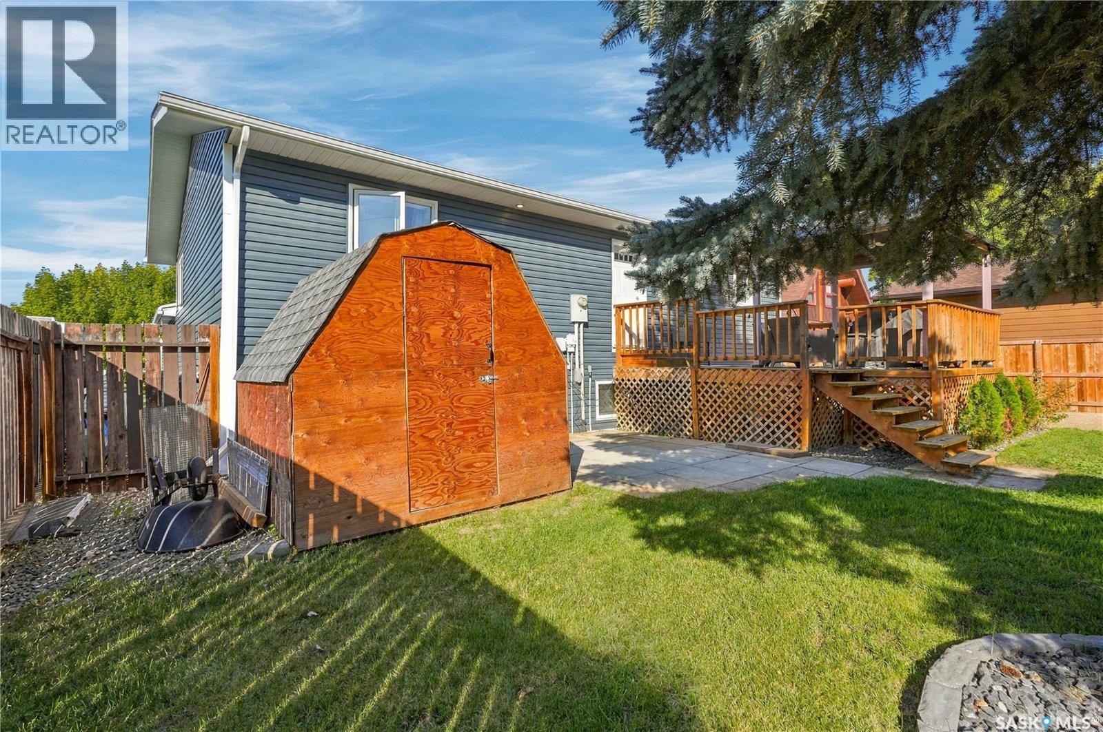 345 Clark AVENUE - 52