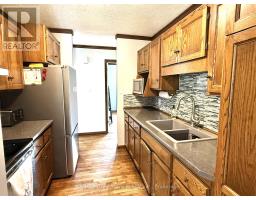 Bedroom 2 - 840 4th Street E, Owen Sound, ON N4K1B6 Photo 6