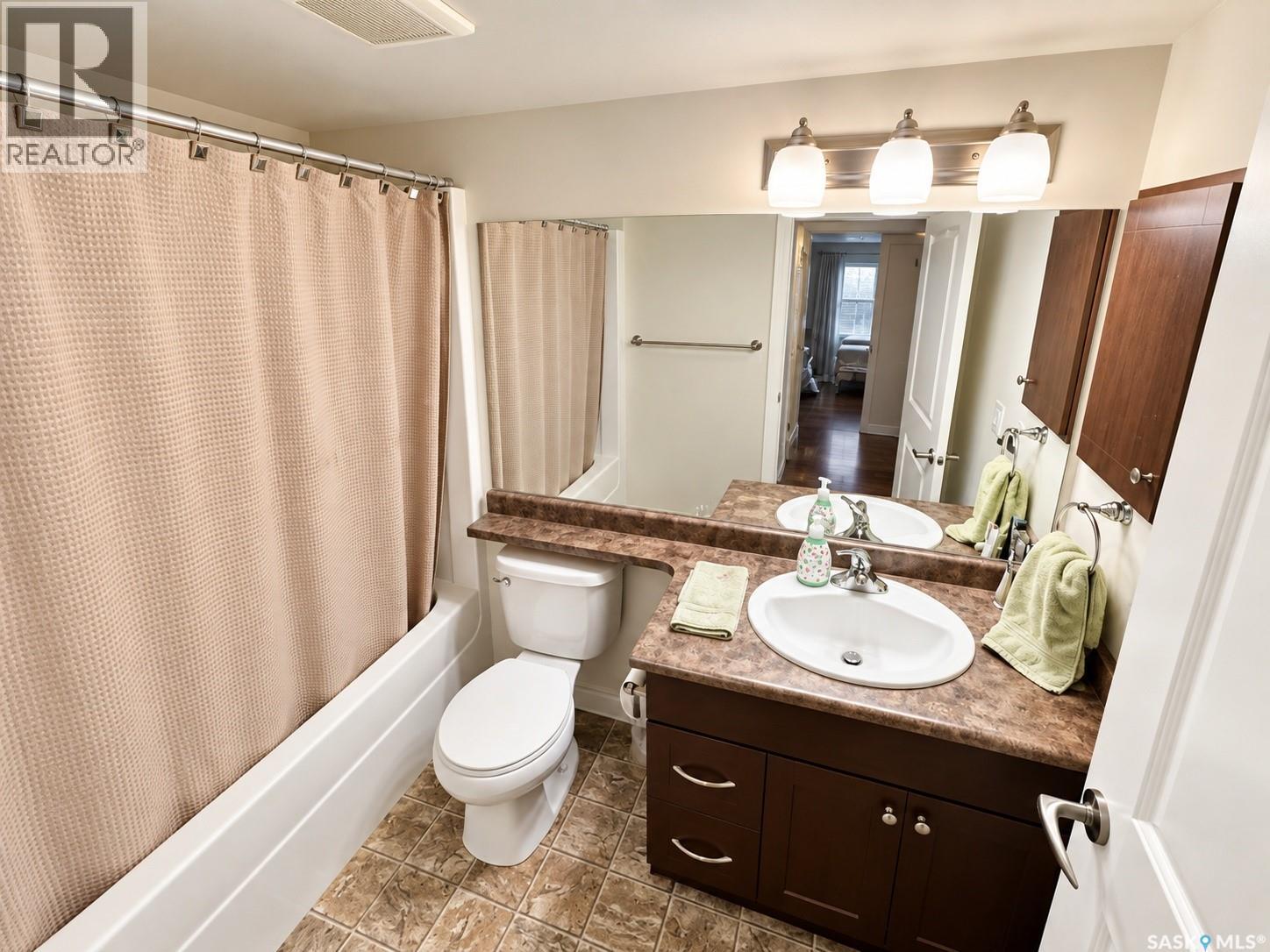 #205 2341 Windsor Park ROAD - 16