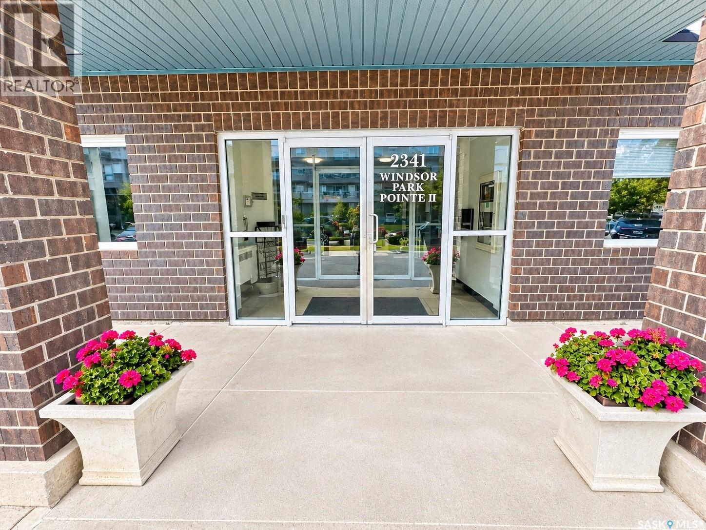 #205 2341 Windsor Park ROAD - 2