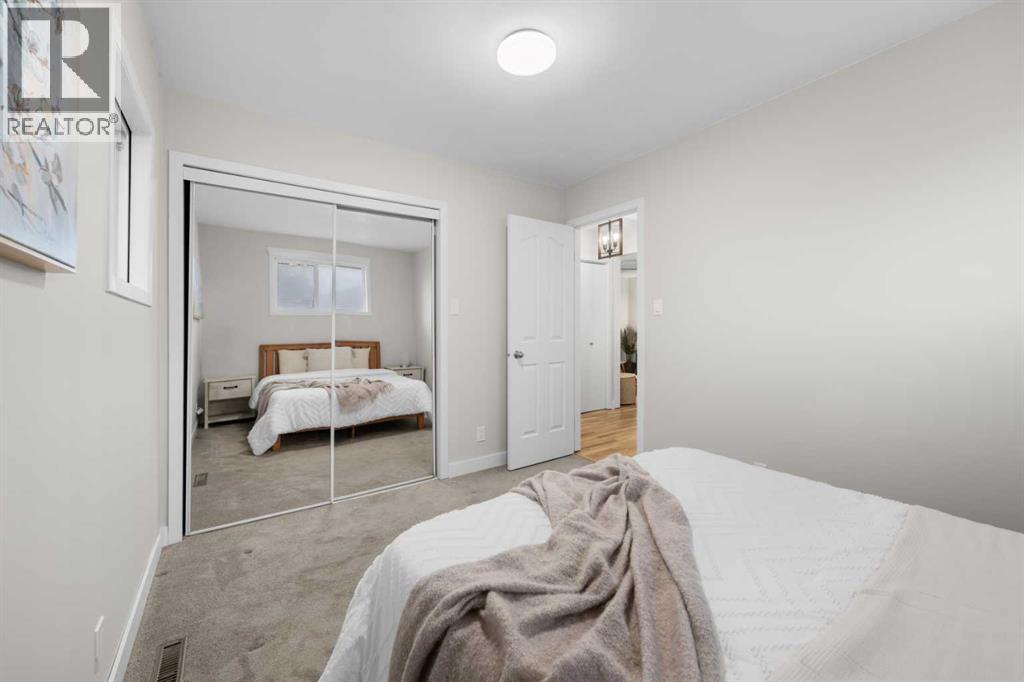 8515 48 Avenue NW - photo 19