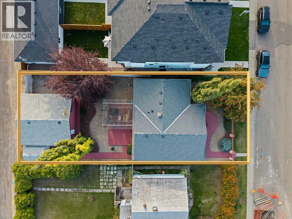 8515 48 Avenue NW - photo 34