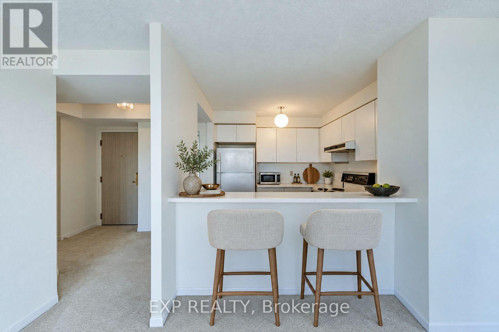 1607 - 2155 BURNHAMTHORPE ROAD, Mississauga (Erin Mills) — photo 10