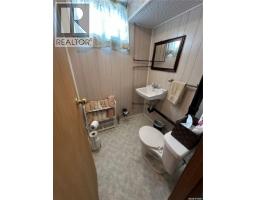 8009 6th Street, Rosthern, SK S0K3R0 Photo 19