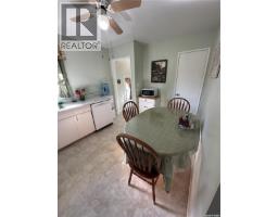 Family room - 8009 6th Street, Rosthern, SK S0K3R0 Photo 7
