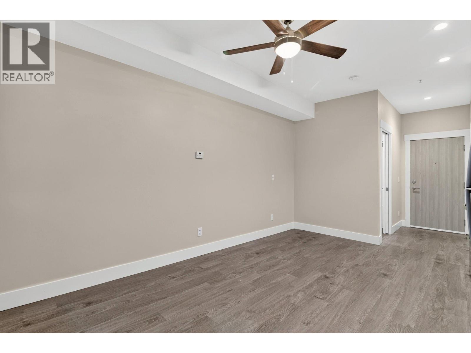 347 925 Leon Avenue, Kelowna