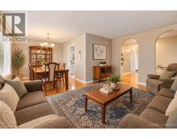 Living room - 7 Hanover Place, Hamilton, ON L8K5X7 Photo 6