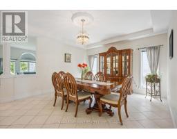 6 Fourseasons Drive, Hamilton, ON L8E5Y5 Photo 13
