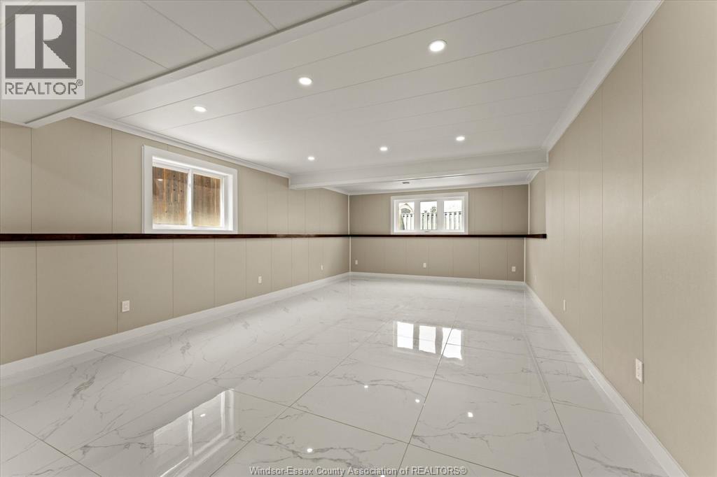 199 THOMAS AVENUE - 20