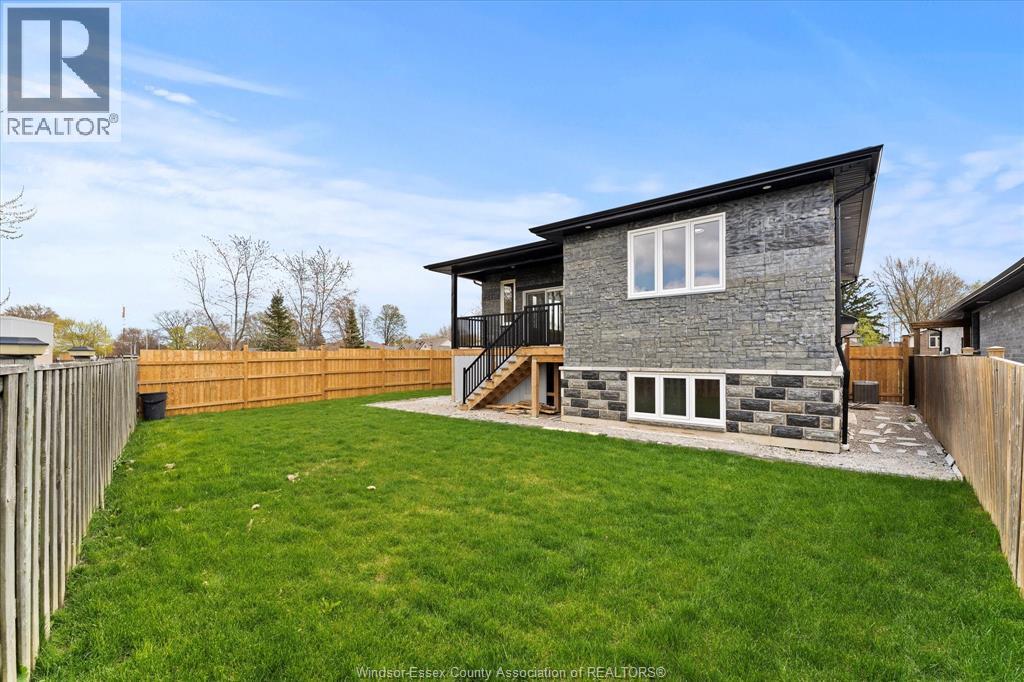 199 THOMAS AVENUE - 32