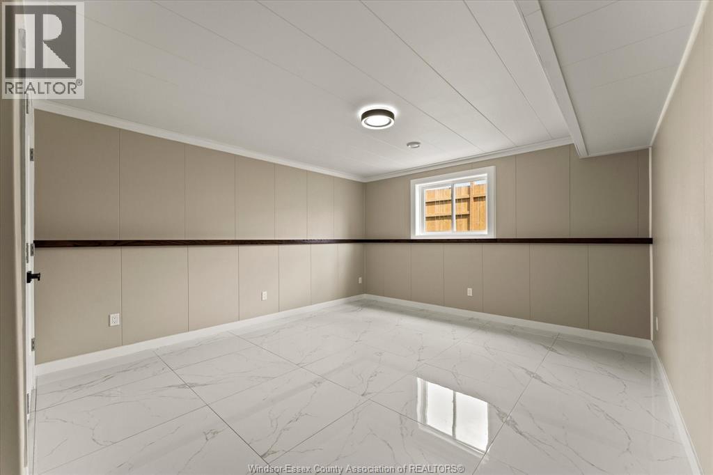 199 THOMAS AVENUE - Image 23