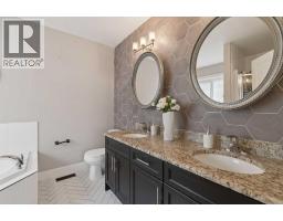 1826 Baywater Street Sw, Airdrie, AB T4B0A8 Photo 27