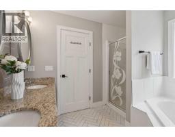 1826 Baywater Street Sw, Airdrie, AB T4B0A8 Photo 28
