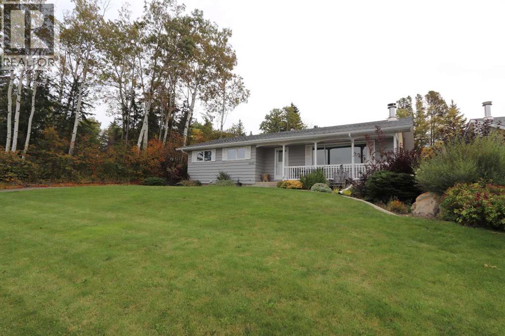 Listing photo – 5007 42 Street, Ponoka