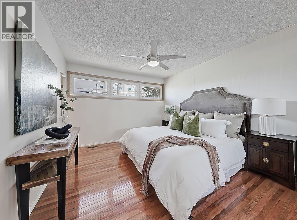 44 Granlea Place SW - photo 11