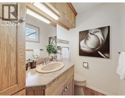 44 Granlea Place Sw, Calgary, AB T3E4K2 Photo 14