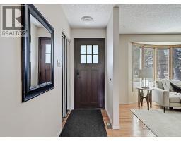 44 Granlea Place SW - photo 2
