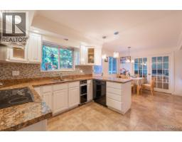 6408 Chaucer Place, Burnaby, BC V5E3Y5 Photo 14
