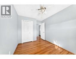 165 Marbrooke Circle Ne, Calgary, AB T2A2W4 Photo 16