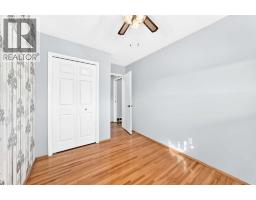 165 Marbrooke Circle Ne, Calgary, AB T2A2W4 Photo 18
