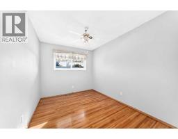 165 Marbrooke Circle Ne, Calgary, AB T2A2W4 Photo 15