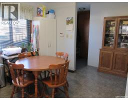 3pc Bathroom - 1103 3rd Street W, Nipawin, SK S0E1E0 Photo 10