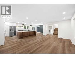 5pc Bathroom - 124 Canterbury Drive Sw, Calgary, AB T2W1H3 Photo 6