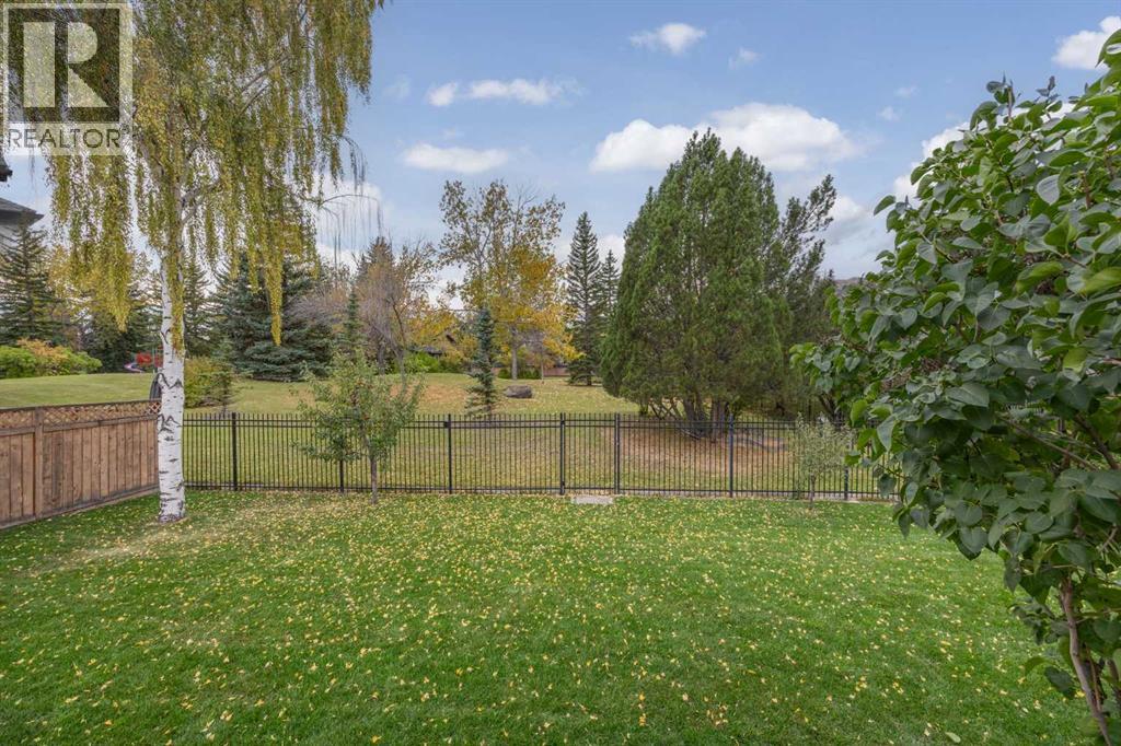 124 Canterbury Drive SW - 39