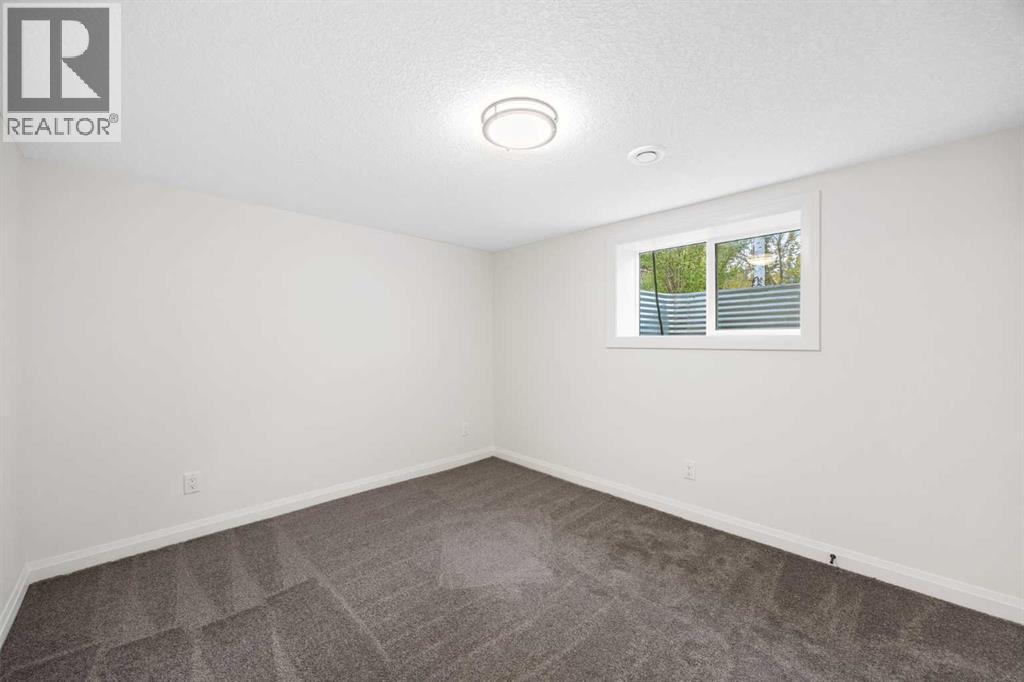 124 Canterbury Drive SW - 31