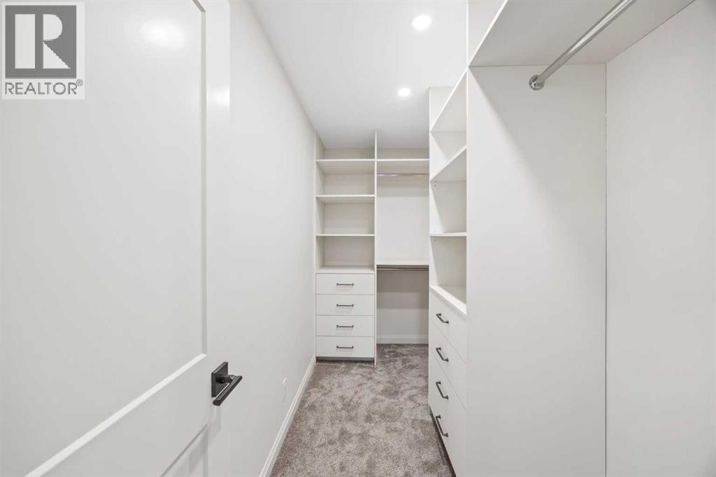 124 Canterbury Drive SW - 18
