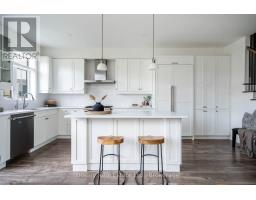 199 Yellow Birch Crescent, Blue Mountains, ON L9Y0Y5 Photo 11