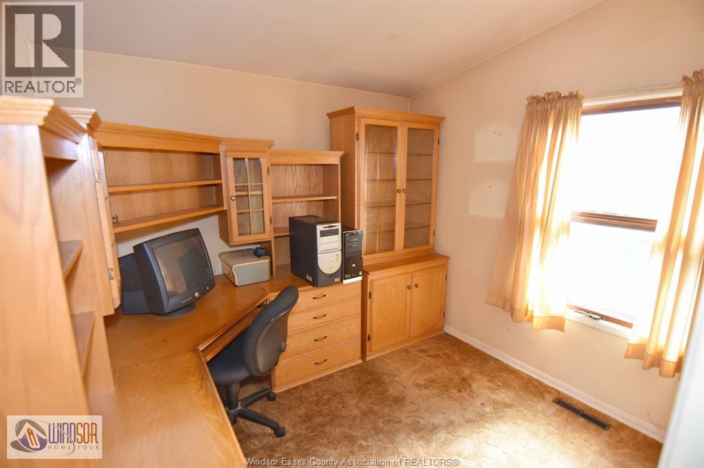 1011 Laurier - Image 18