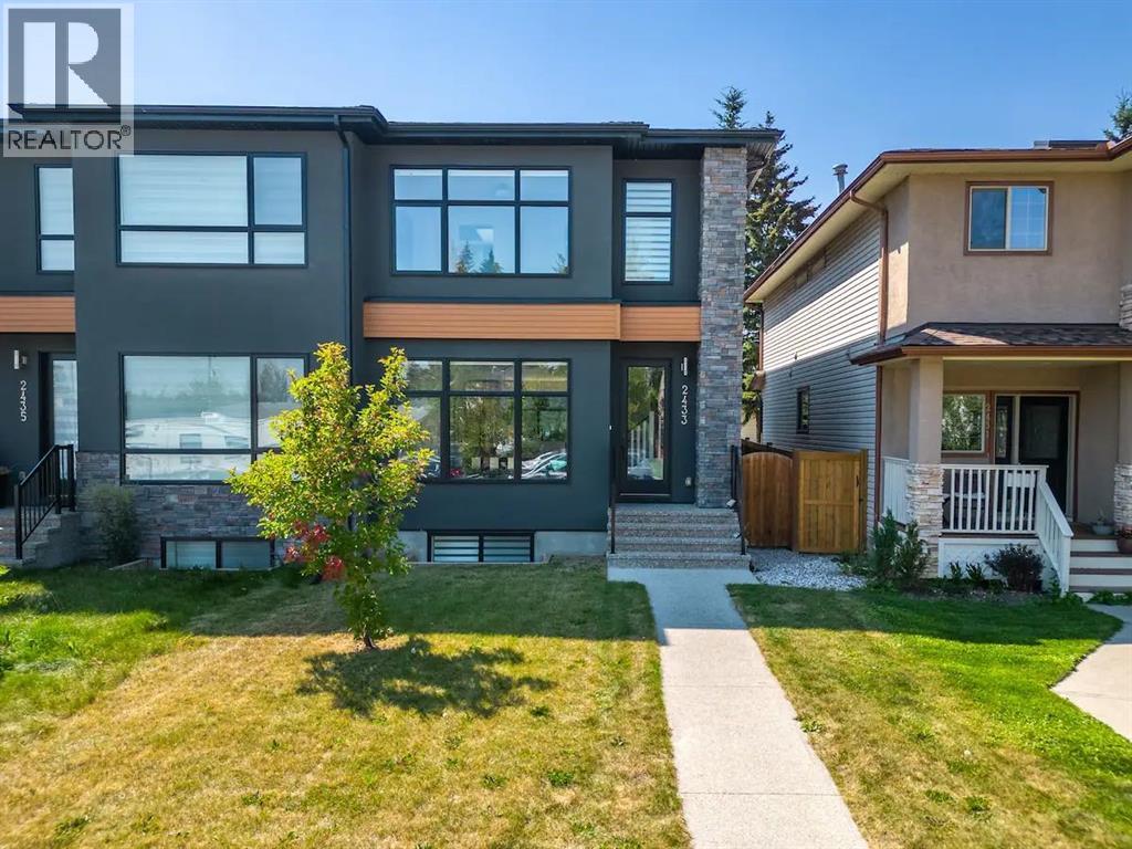 2433 30 Street SW, Calgary