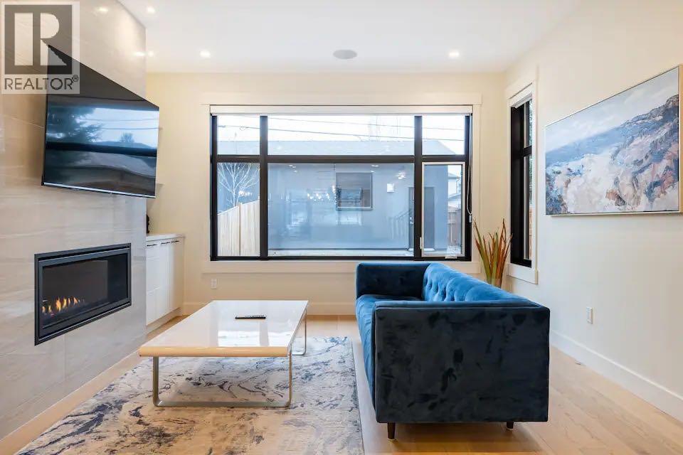 2433 30 Street SW - photo 11