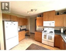 Family room - 5402 47 Avenue W, Forestburg, AB T0B1N0 Photo 9