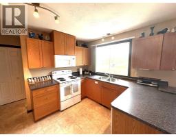4pc Bathroom - 5402 47 Avenue W, Forestburg, AB T0B1N0 Photo 7