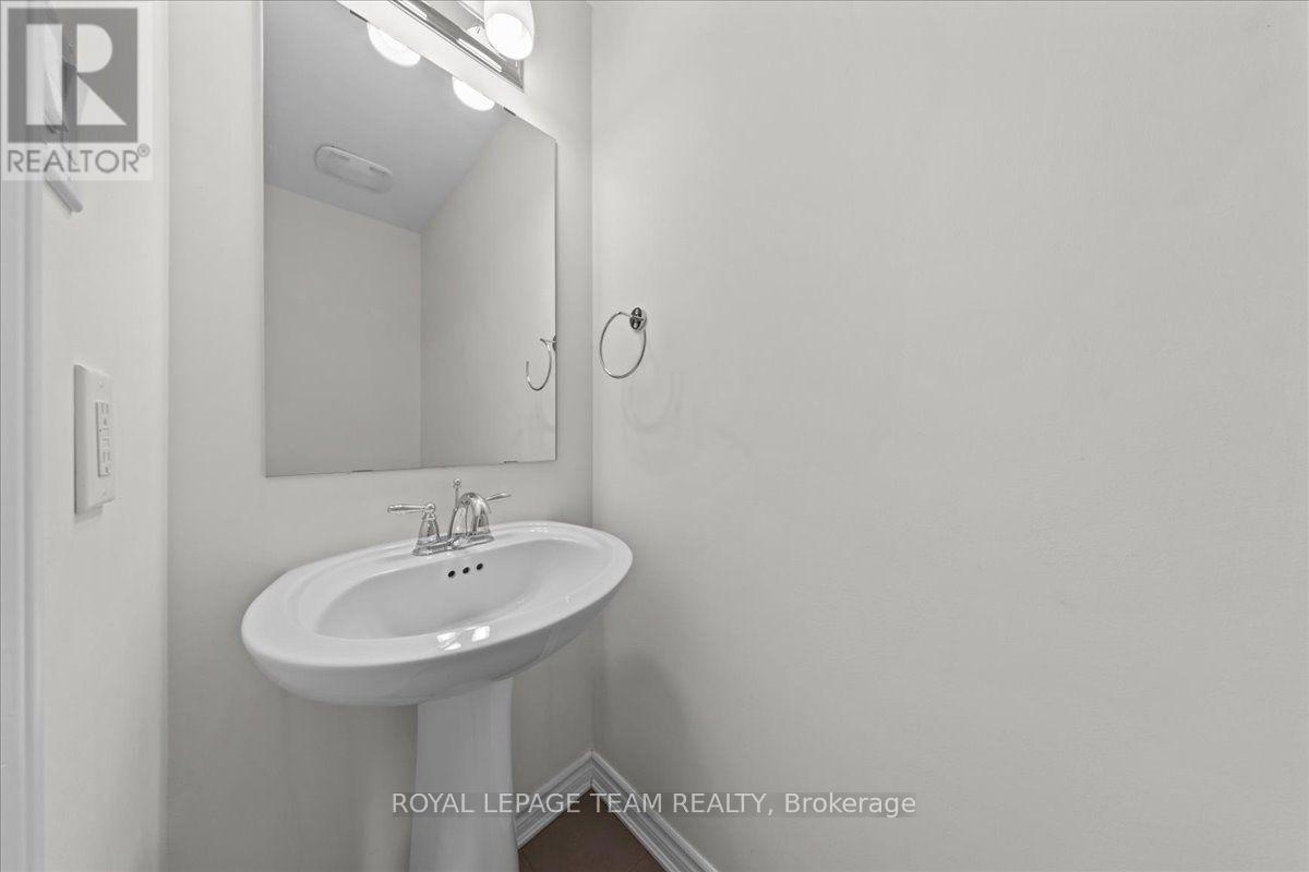 340 SONG SPARROW STREET - 20