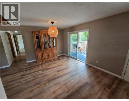 Living room - 646 Haigh Road, Barriere, BC V0E1E0 Photo 10