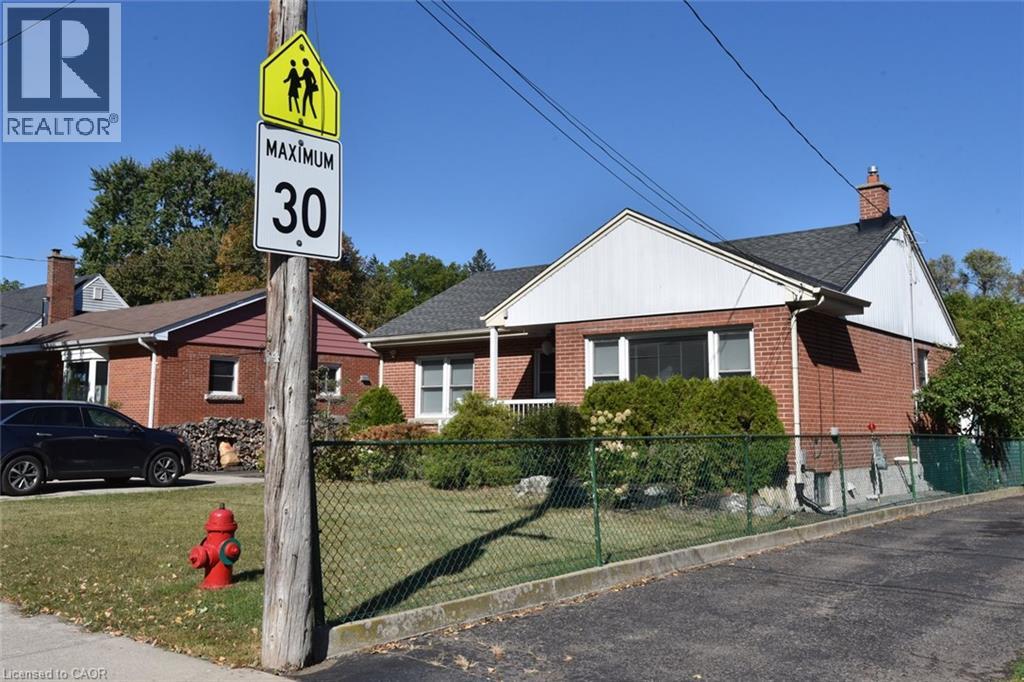 31 KEMP Drive - 45