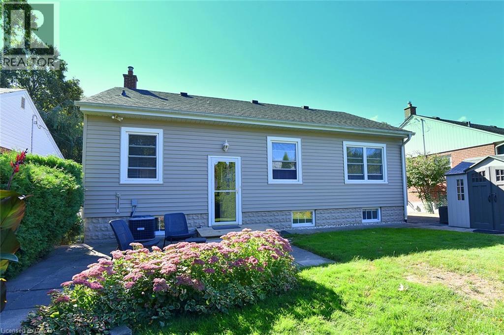 31 KEMP Drive - 32