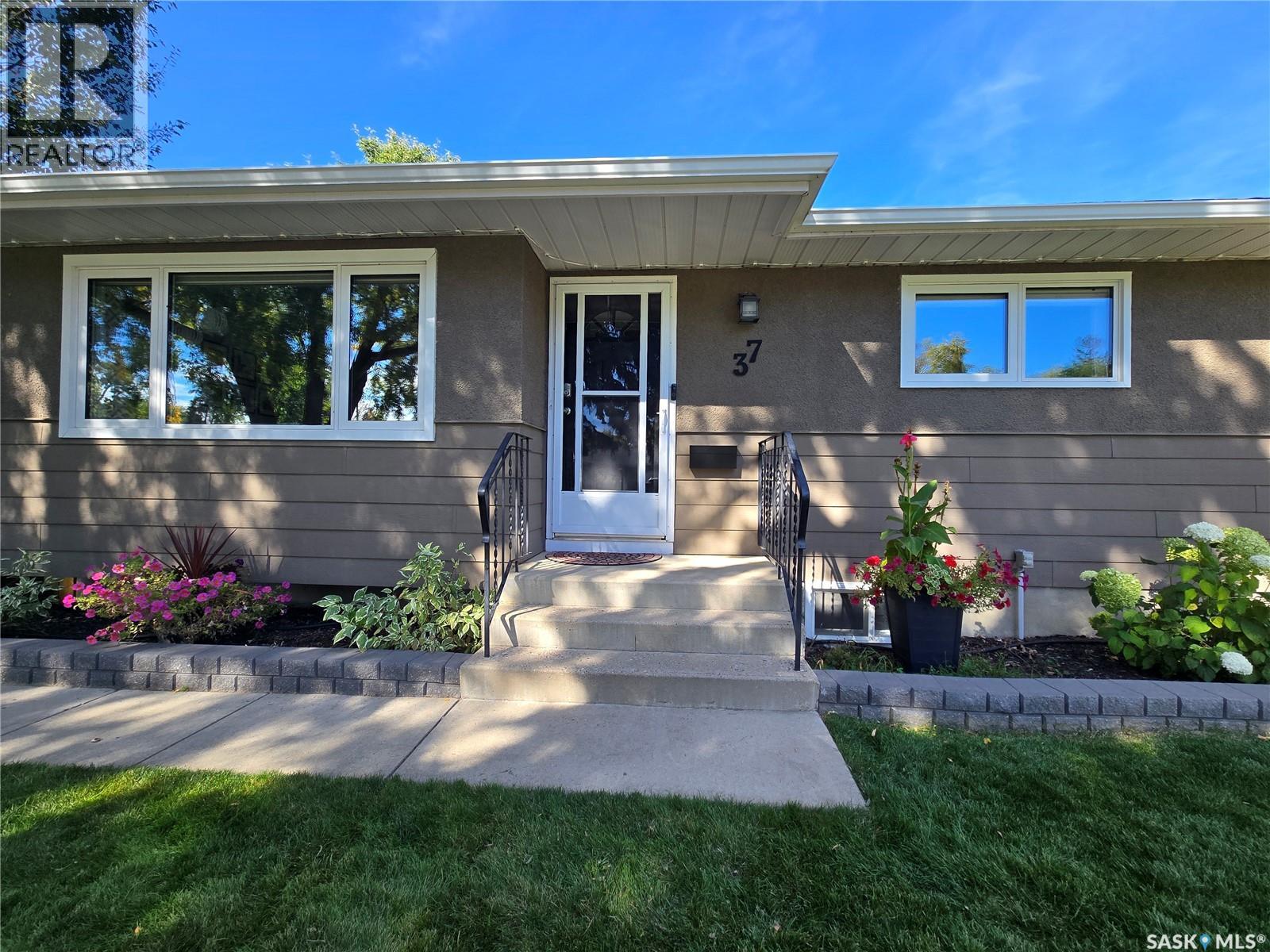 37 Dunning CRESCENT, Saskatoon — photo 5