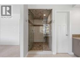 4407 17 Avenue Nw, Calgary, AB T3B0N7 Photo 20