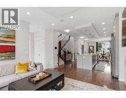 4pc Bathroom - 4407 17 Avenue Nw, Calgary, AB T3B0N7 Photo 12