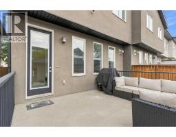 4407 17 Avenue Nw, Calgary, AB T3B0N7 Photo 35