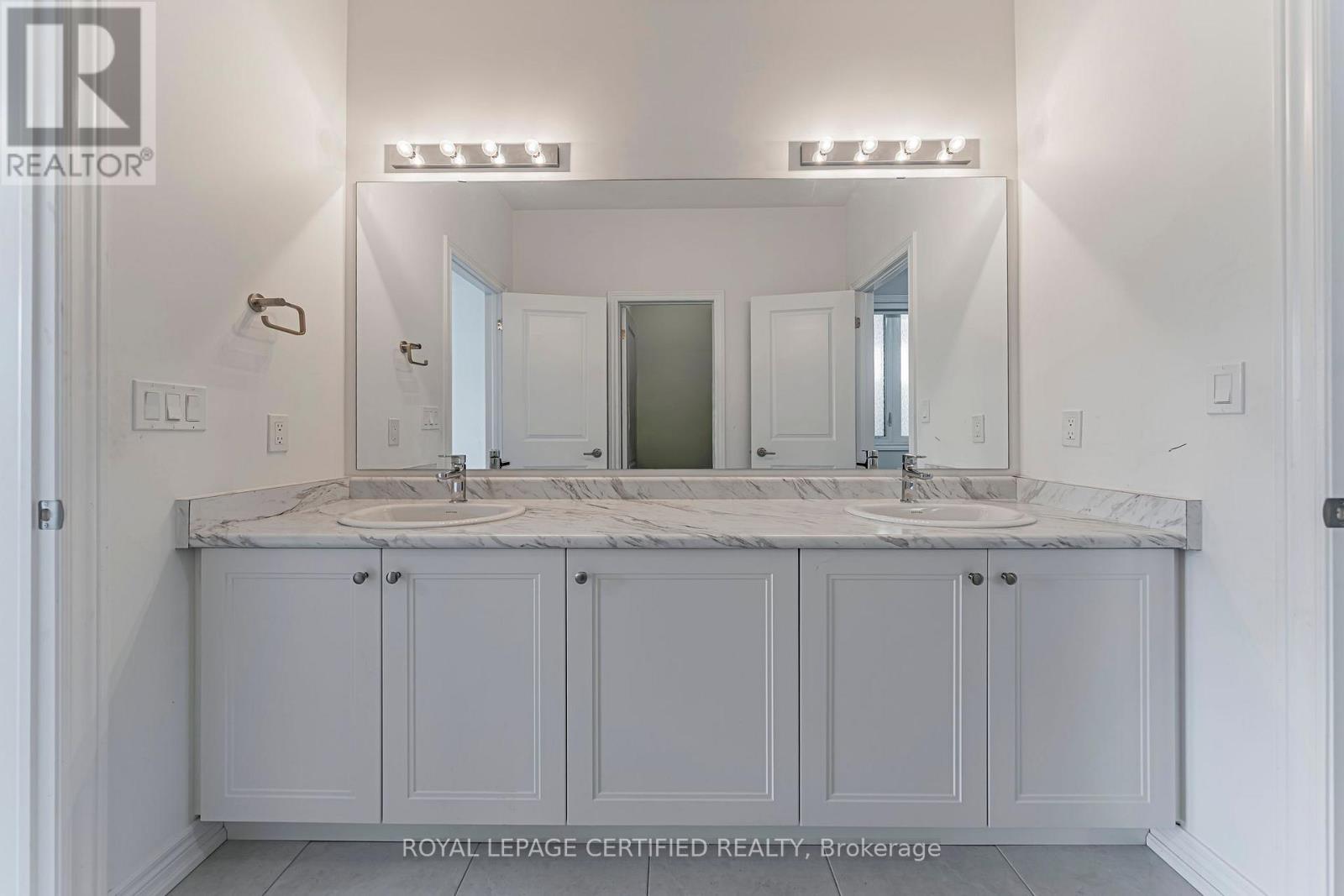 31 CARNEGIE DRIVE - Image 35