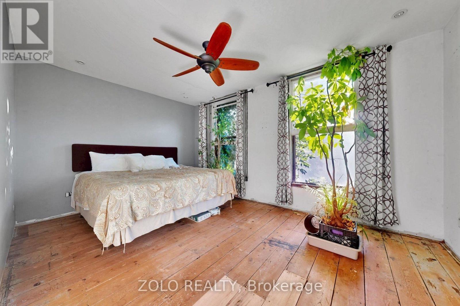 189 LESLIE STREET - 17