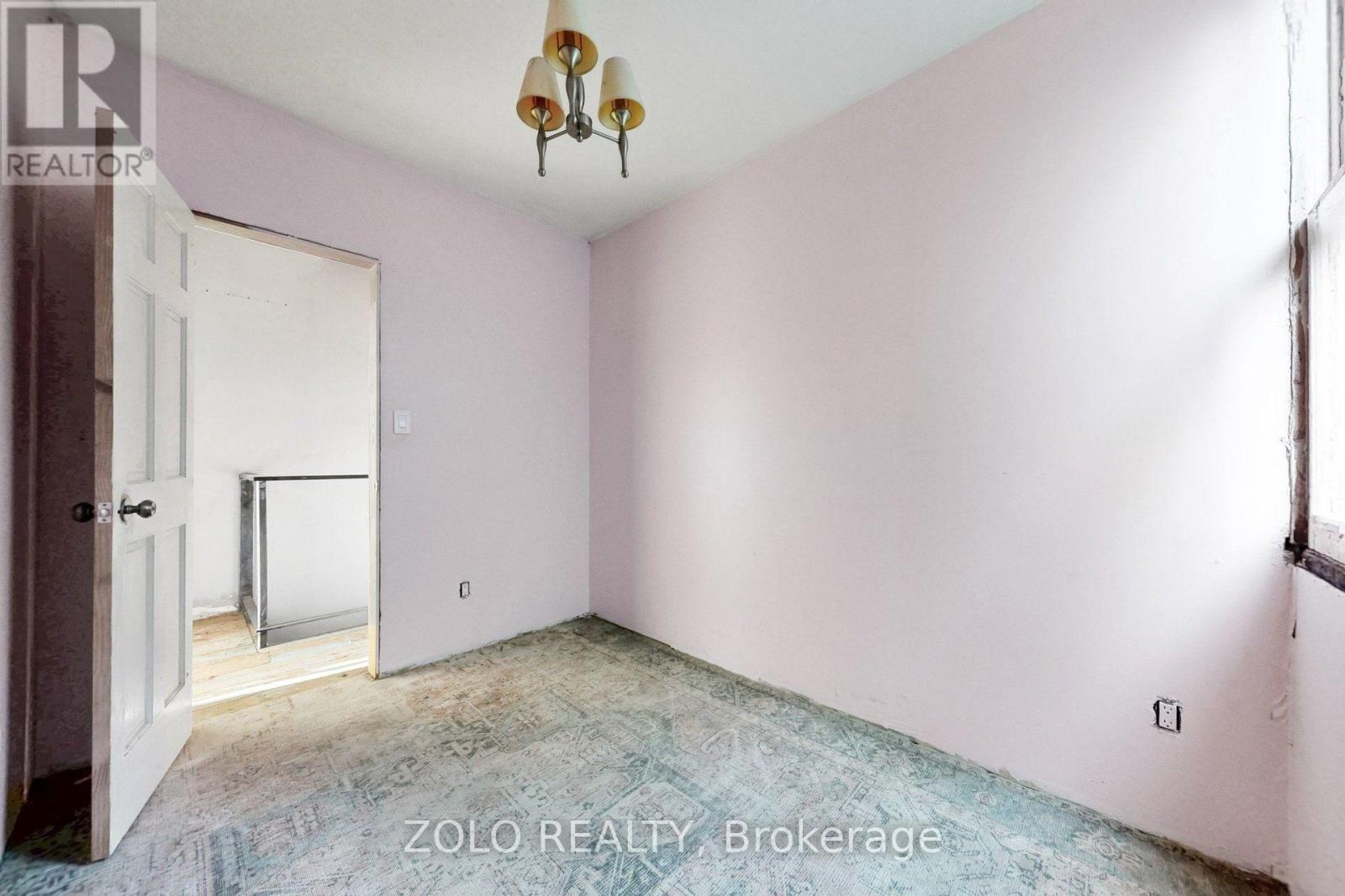 189 LESLIE STREET - 22